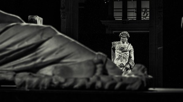 Qui étaient les premiers scientifiques et qu'ont-ils découvert ?